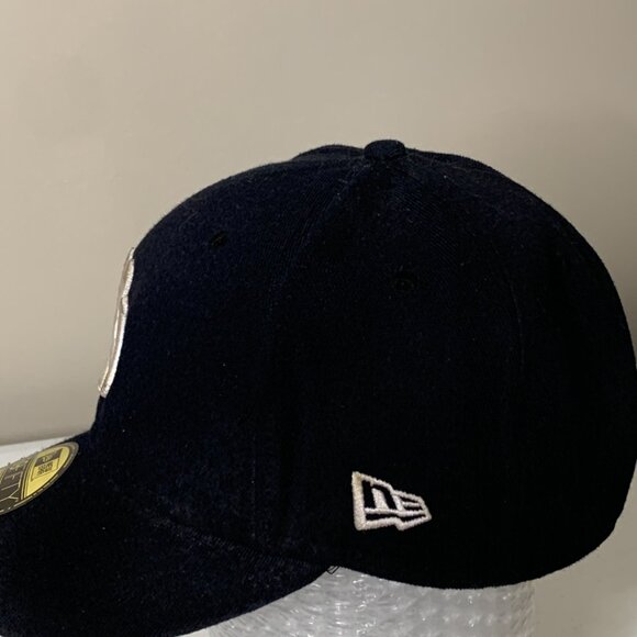 New York Yankees Hat Cap Fitted Mens 7 3/8 MLB Baseball New Era 59FIFTY - Picture 2 of 7